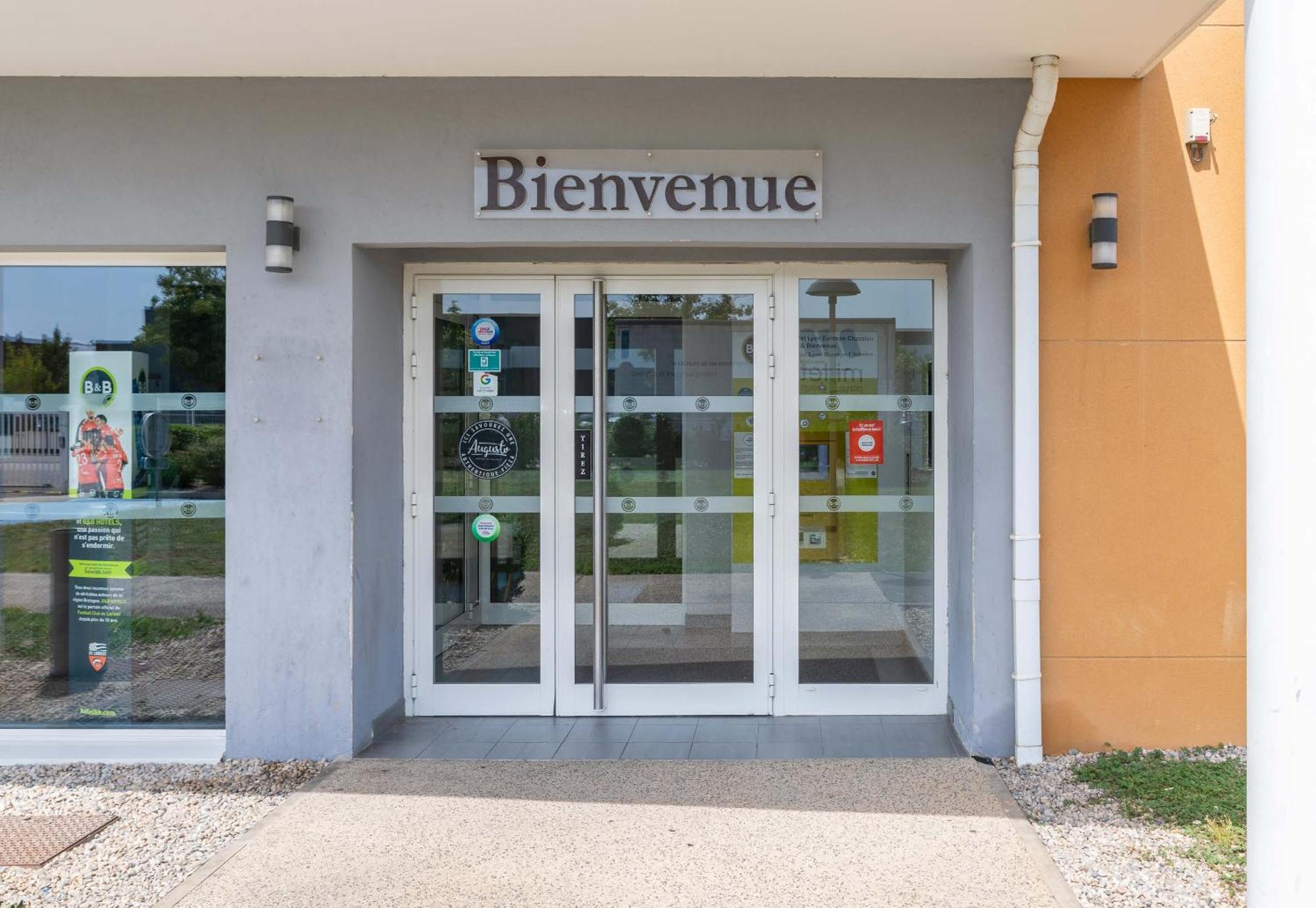 B&B Hotel Lyon Eurexpo Шасьё Экстерьер фото